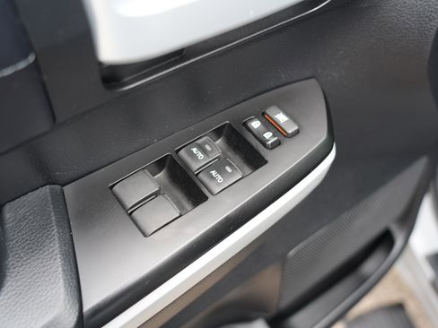 Used 2018 Toyota Tundra Limited w/ Limited Premium Package image 17