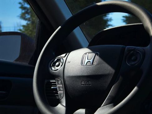 Used 2013 Honda Accord LX image 16