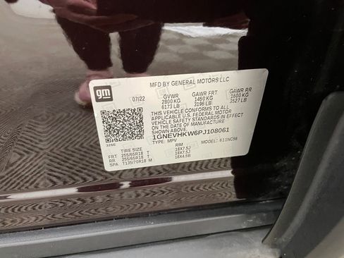 Used 2023 Chevrolet Traverse LT w/ LPO, Floor Liner Package AWD/4WD image 31
