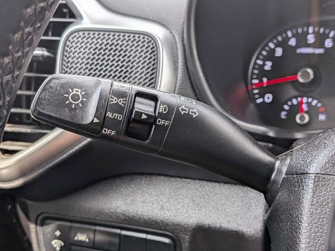 Used 2021 Kia Soul GT-Line FWD image 24