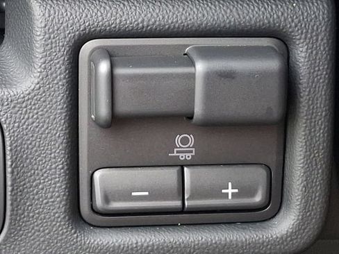 Used 2026 GMC Sierra EV Denali AWD/4WD image 11