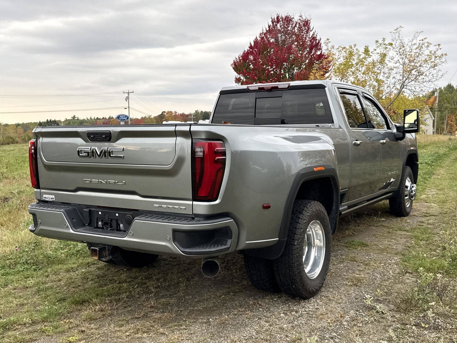 Used 2025 GMC Sierra 3500 Denali Ultimate AWD/4WD image 5