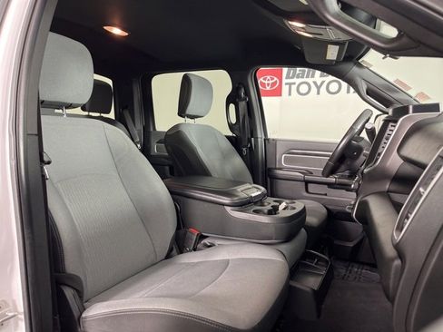 Used 2021 RAM 2500 Big Horn image 32