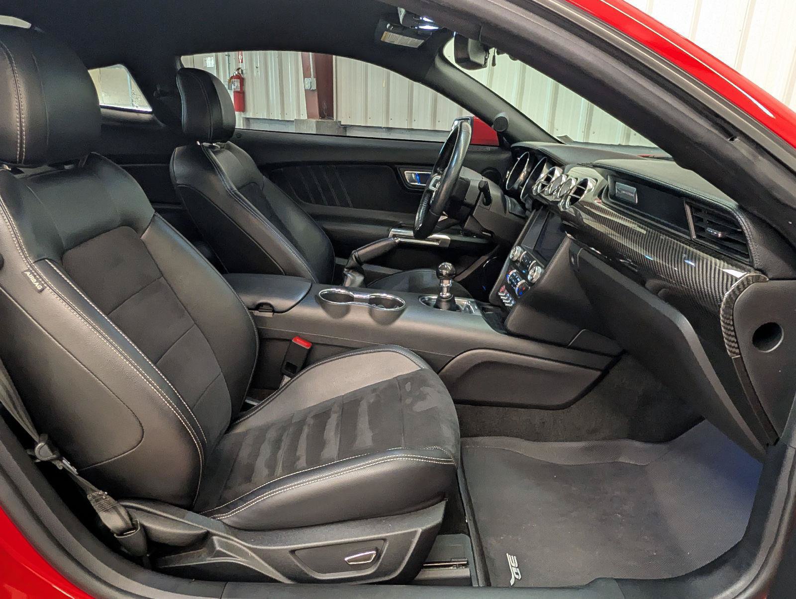 Used 2018 Ford Mustang GT Premium w/ GT Performance Package RWD image 21