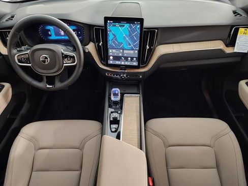 New 2026 Volvo XC60 B5 Plus w/ Protection Package Premier image 4
