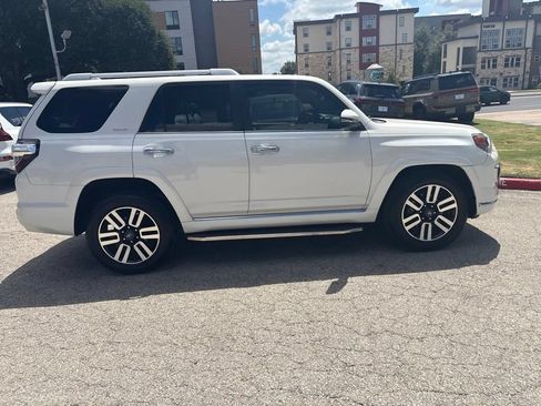 Used 2017 Toyota 4Runner Limited RWD image 6