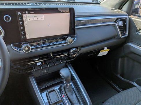 Used 2024 GMC Canyon Elevation w/ Convenience Package image 23