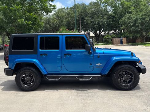 Used 2014 Jeep Wrangler Unlimited Sport AWD/4WD image 16