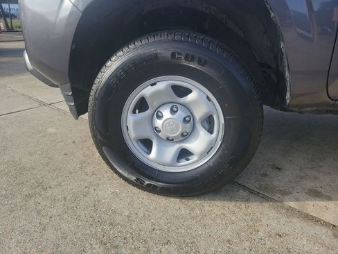 Certified 2023 Toyota Tacoma SR5 image 32