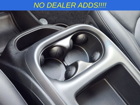 New 2026 Chrysler Pacifica Select image 18