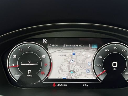 Used 2023 Audi Q5 2.0T Premium Plus w/ Premium Plus Package AWD/4WD image 49