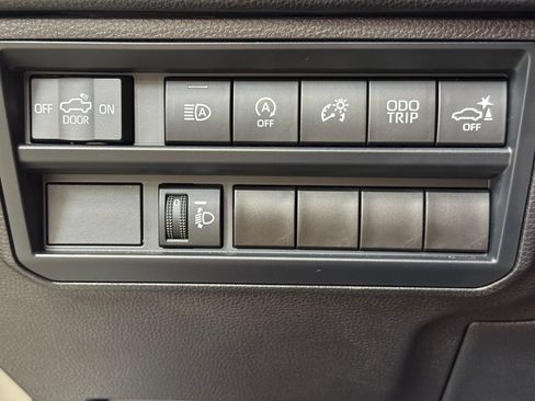 Used 2024 Toyota Tundra SR5 w/ SR5 Convenience Package AWD/4WD image 34