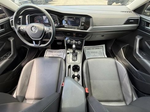 Used 2020 Volkswagen Jetta SE FWD image 17