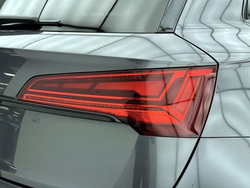 Used 2023 Audi SQ5 Premium Plus w/ Premium Plus Package AWD/4WD image 9