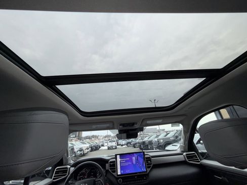 Used 2022 Toyota Tundra Limited w/ TRD Off-Road Package image 24