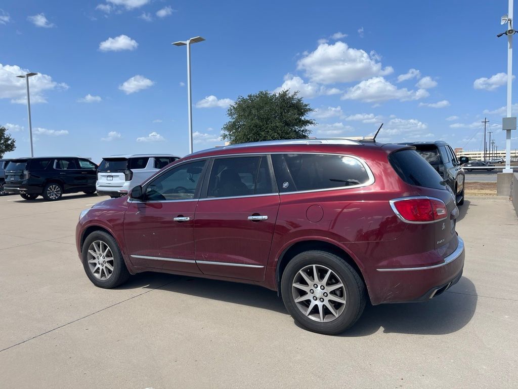 Used 2017 Buick Enclave Convenience FWD image 4