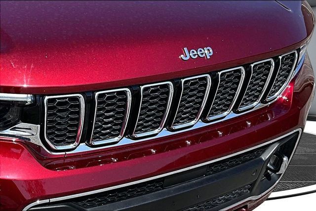 Used 2022 Jeep Grand Cherokee L Overland AWD/4WD image 34