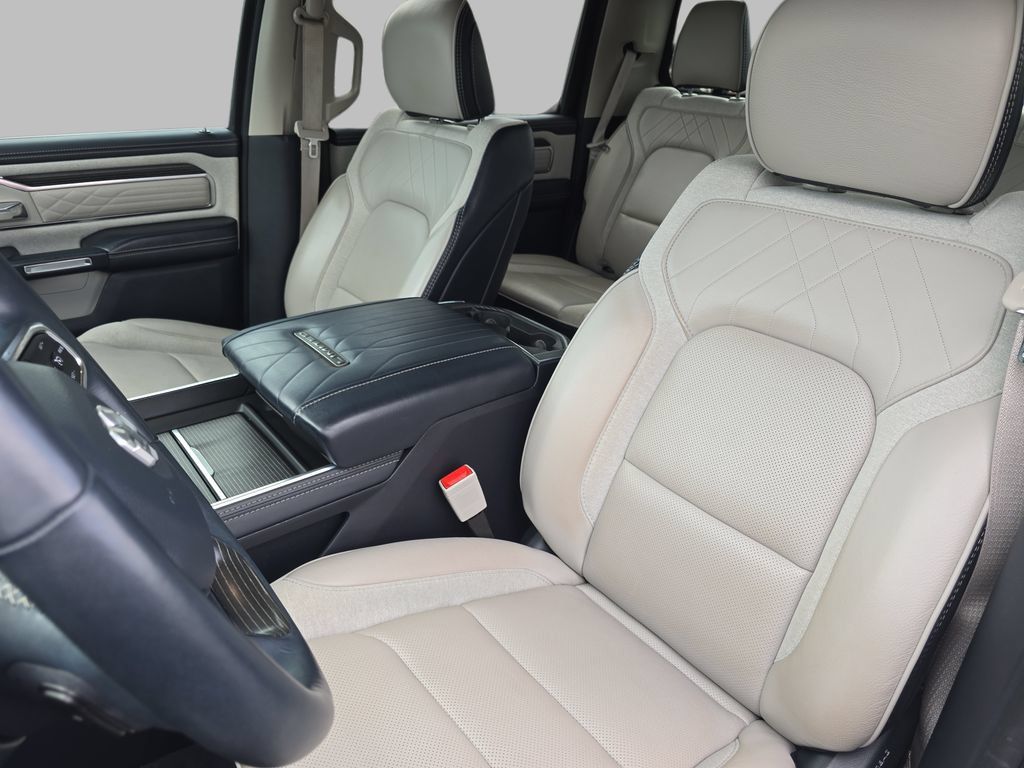 Used 2024 RAM 1500 Limited AWD/4WD image 17