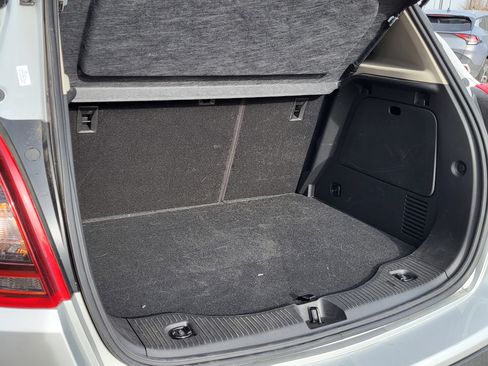 Used 2021 Buick Encore Preferred image 13