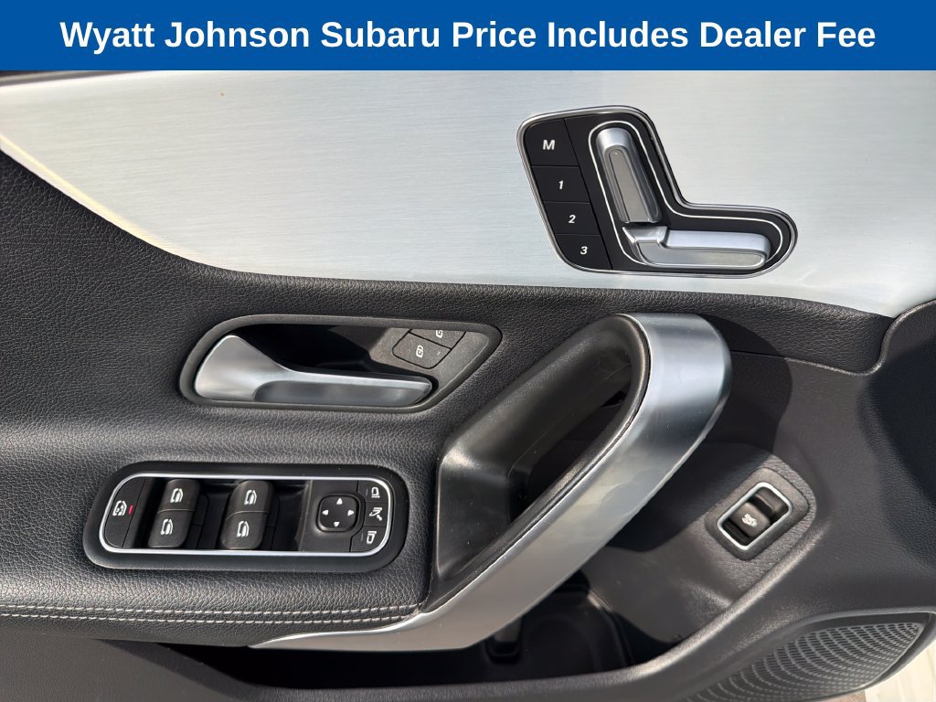 Used 2025 Mercedes-Benz CLA 250 image 22