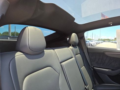 Used 2026 Tesla Model Y Long Range AWD/4WD image 18