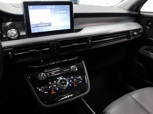 Used 2021 Lincoln Corsair Reserve w/ Equipment Group 201A image 28