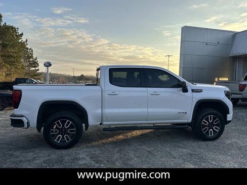 Used 2022 GMC Sierra 1500 AT4 w/ AT4 Premium Package image 7