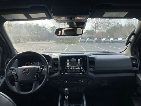 Used 2022 Nissan Frontier PRO-4X w/ Pro-4X Premium Package image 5