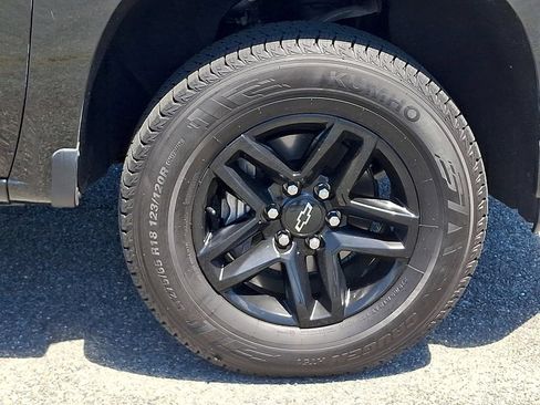 Used 2022 Chevrolet Silverado 1500 Custom Trail Boss AWD/4WD image 8