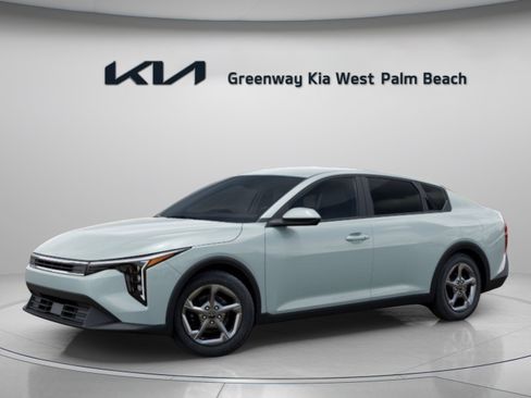 New 2026 Kia K4 FWD image 4