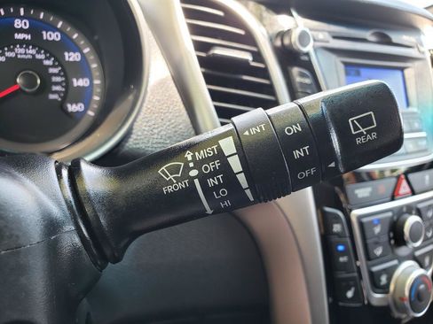 Used 2016 Hyundai Elantra GT FWD image 26