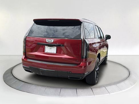 New 2026 Cadillac Escalade Platinum Sport w/ LPO, ONYX Package AWD/4WD image 5
