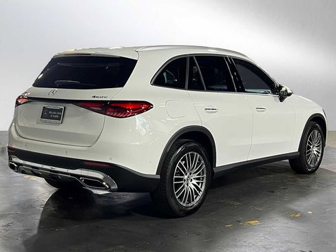Used 2026 Mercedes-Benz GLC 300 4MATIC image 4