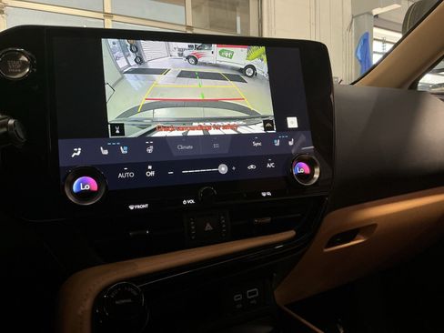 Used 2025 Lexus NX 250 AWD w/ Accessory Package (2T) image 20