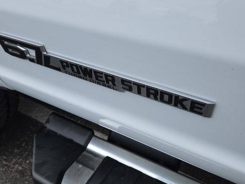 Certified 2025 Ford F250 Lariat AWD/4WD image 20