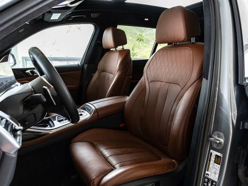 Certified 2025 BMW X7 M60i image 23