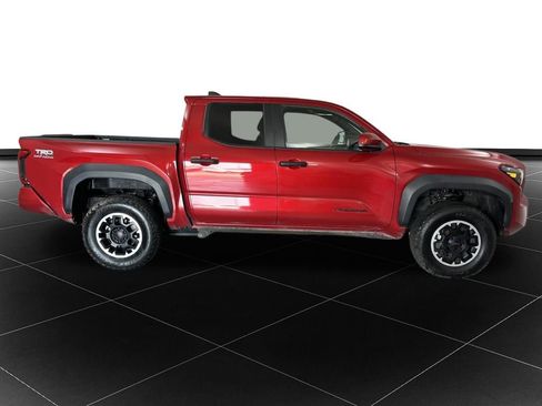 Used 2024 Toyota Tacoma TRD Off-Road AWD/4WD image 6