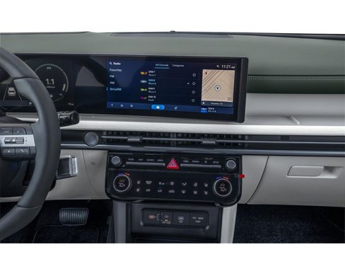 Used 2026 Hyundai Tucson Limited AWD/4WD image 7