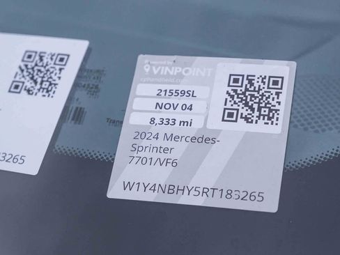 Used 2024 Mercedes-Benz Sprinter 2500 image 29