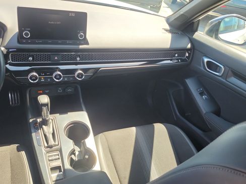 Used 2023 Honda Civic Sport image 17