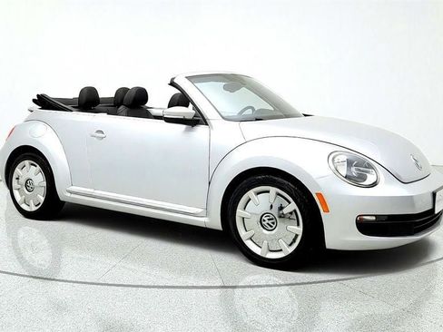 Used 2016 Volkswagen Beetle 1.8T FWD image 3