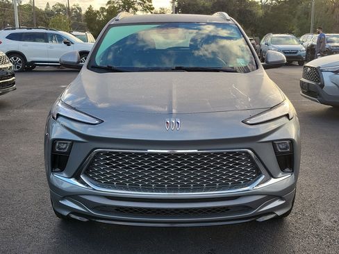 Used 2024 Buick Encore GX Avenir image 8