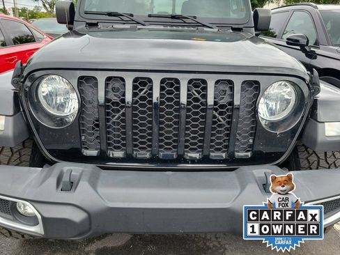 Used 2023 Jeep Gladiator Sport AWD/4WD image 7