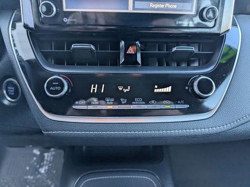 Used 2022 Toyota Corolla SE image 17