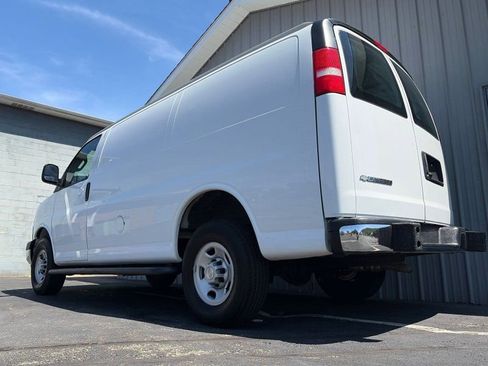 Used 2023 Chevrolet Express 2500 w/ Driver Convenience Package RWD image 12