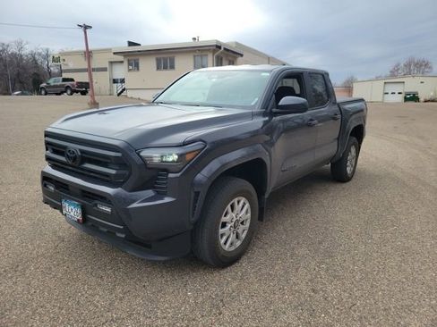 Used 2024 Toyota Tacoma SR5 image 28