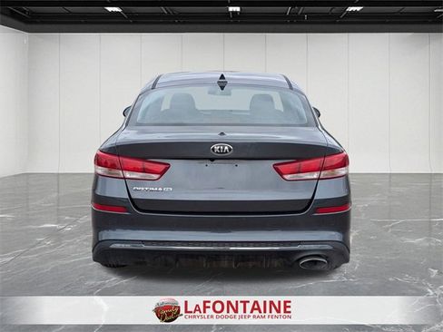 Used 2020 Kia Optima LX image 4