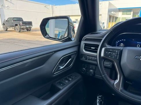 Used 2023 Chevrolet Tahoe RST AWD/4WD image 28