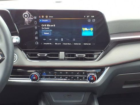 Used 2025 Chevrolet Equinox RS w/ Safety and Technology Package AWD/4WD image 13