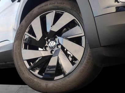 New 2026 Volkswagen Atlas SE